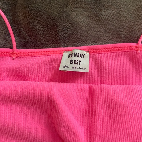 Pink Sunday best ribbed tank size medium-large - Picture 3 of 3